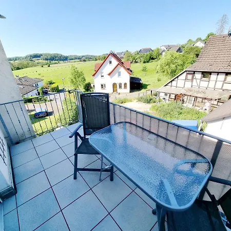 Lindlar-linde * Lindlar