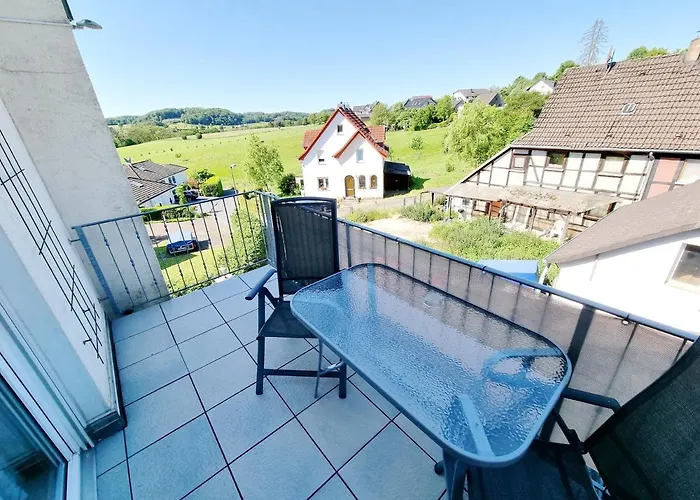 Lindlar-linde * Lindlar